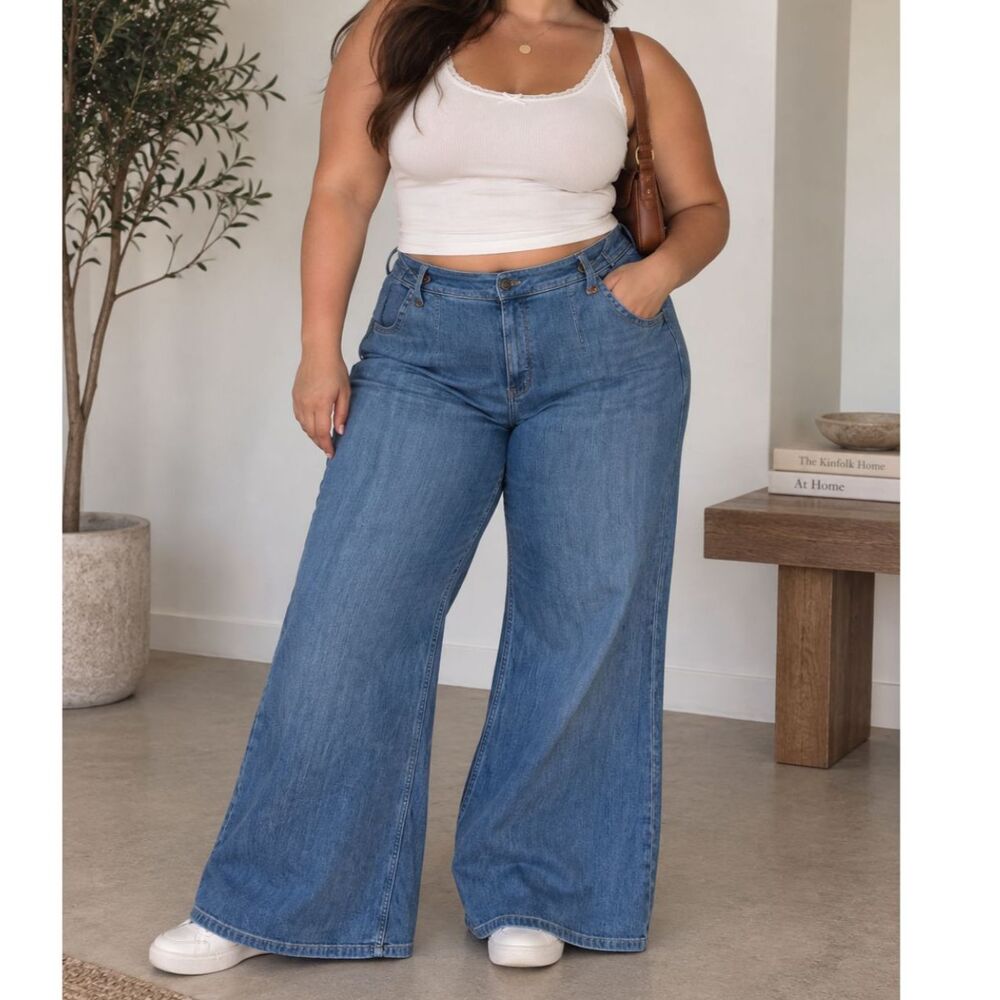 Pilcro Anthropologie Wide Leg Flare Medium Wash Jeans Plus Size 20